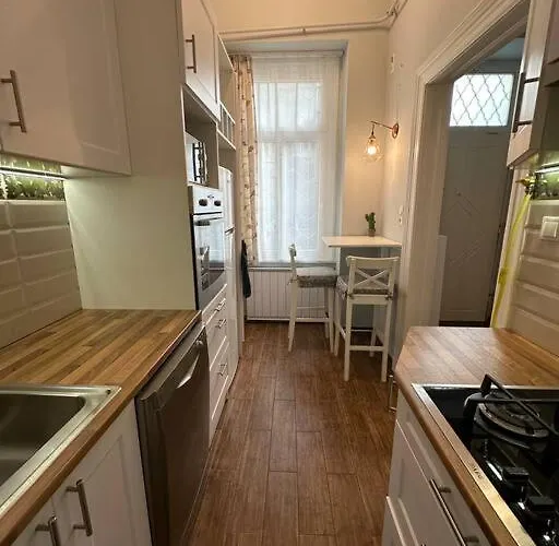 Fancy Cozy 2 Bdr Downtown * Budapeszt
